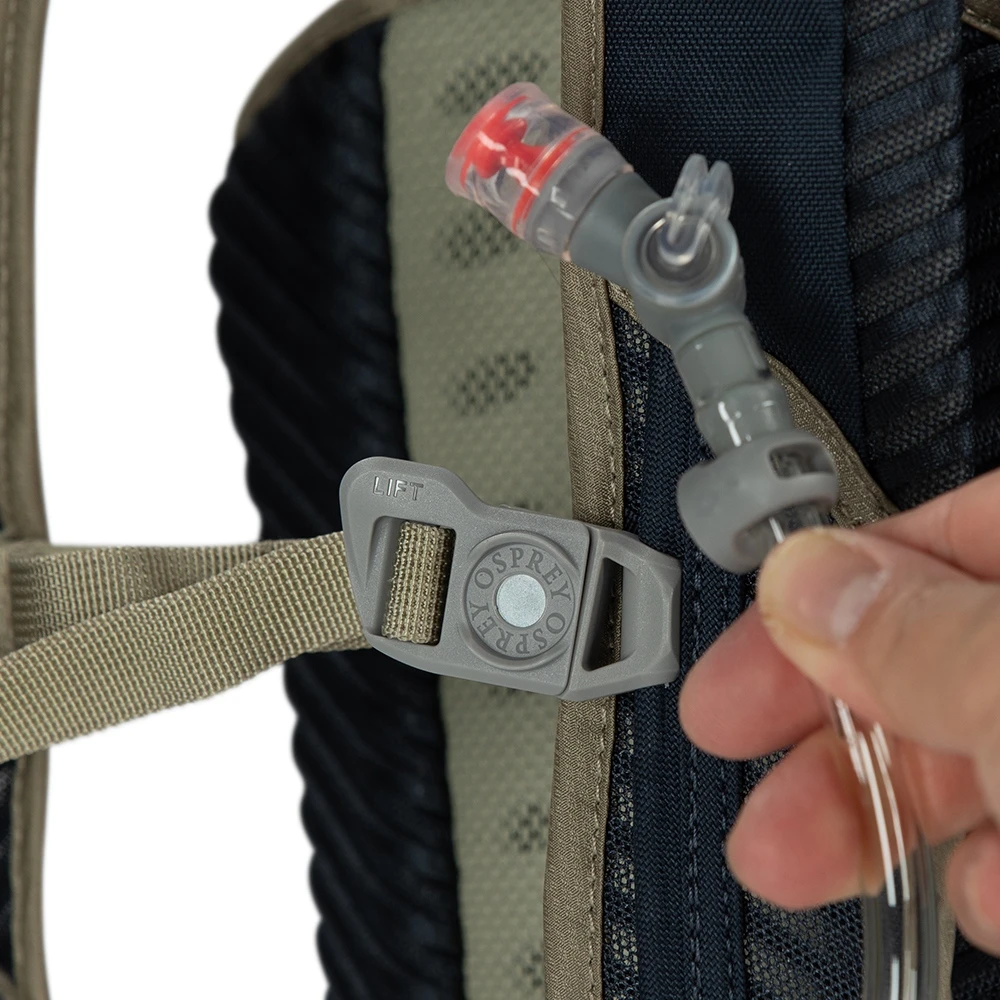 Osprey Kitsuma 1.5 Women's Hydration Backpack - Sawdust Tan - Image 8