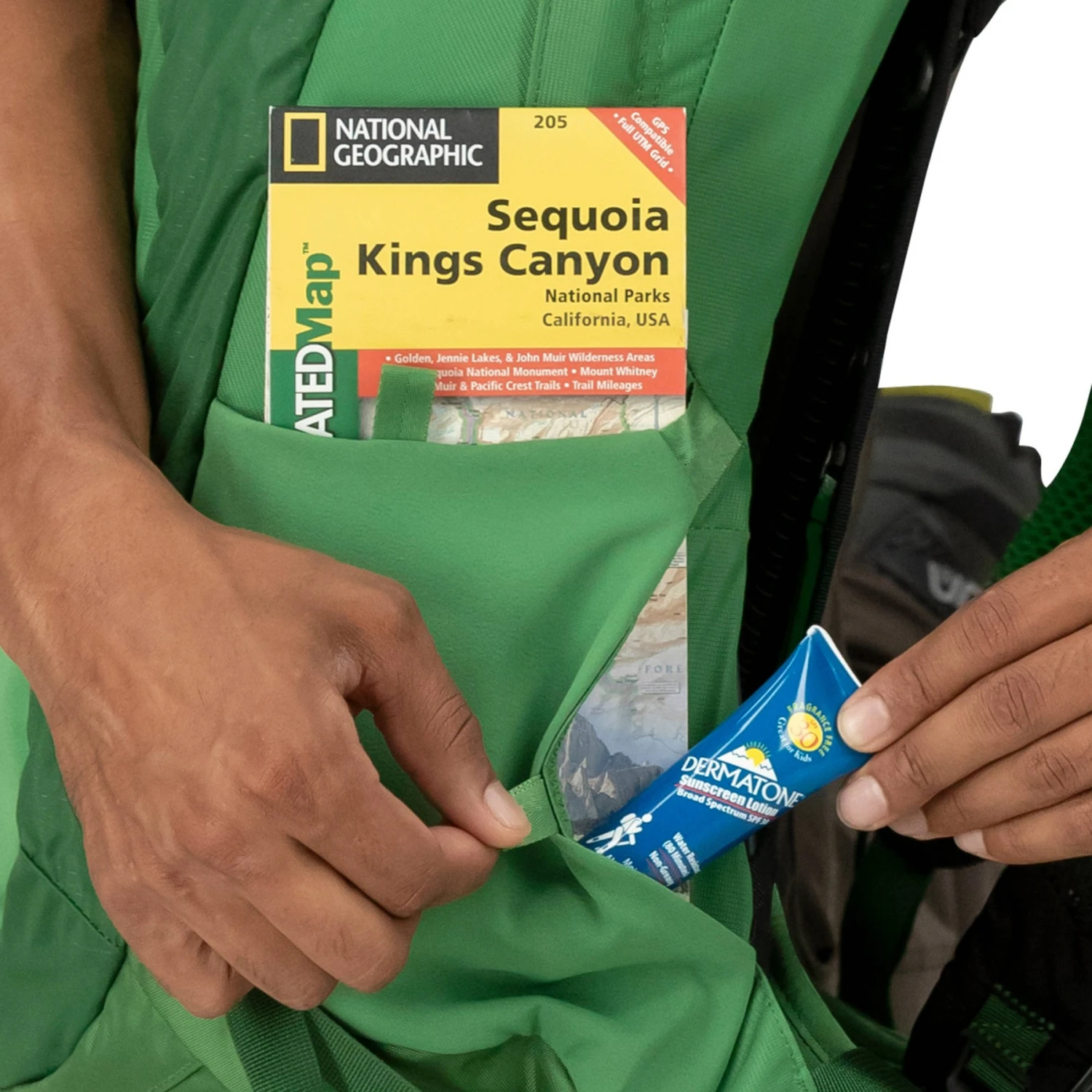 Osprey Manta 24 Backpack - Black - Image 9