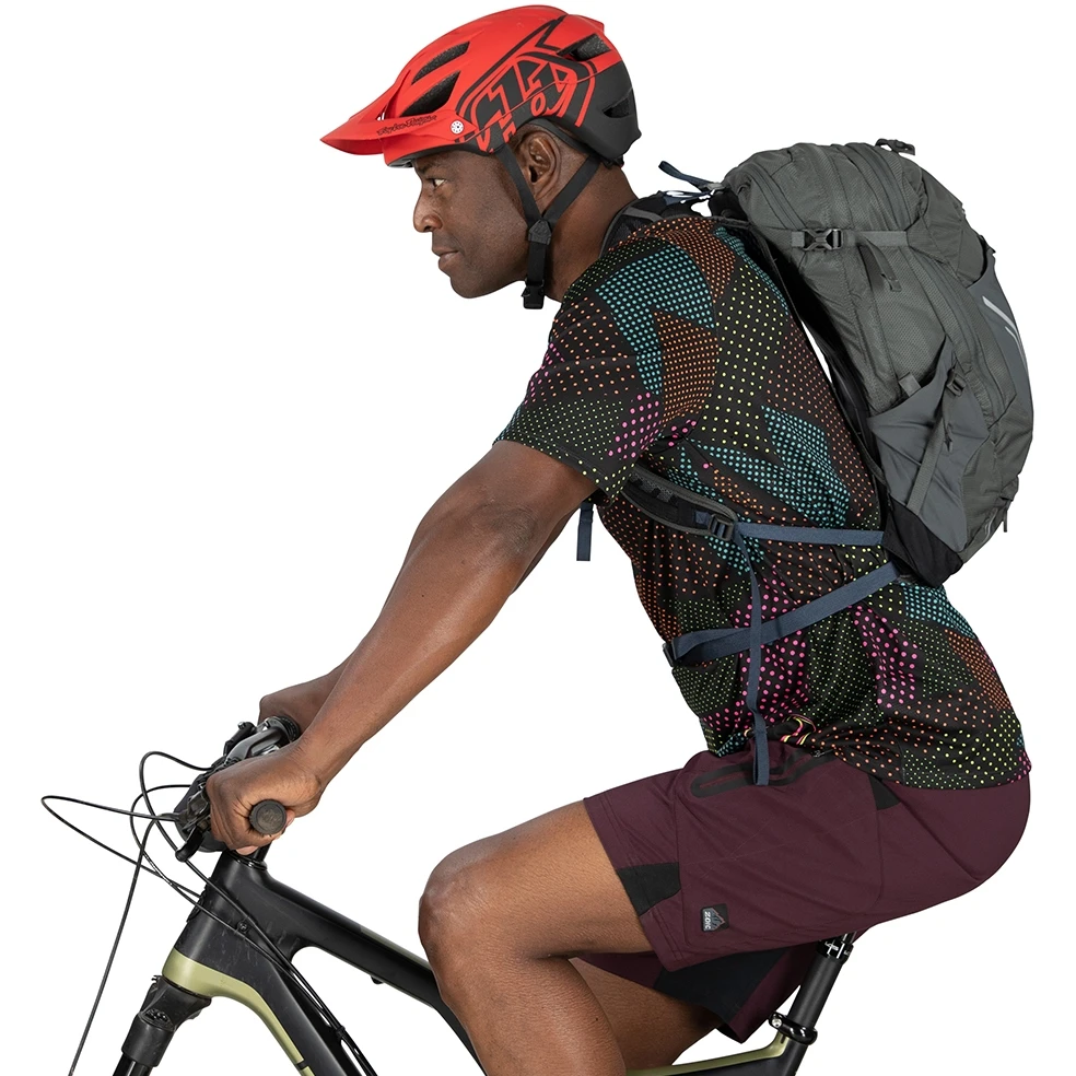 Osprey Syncro 12 Backpack - Coal Grey - Image 14